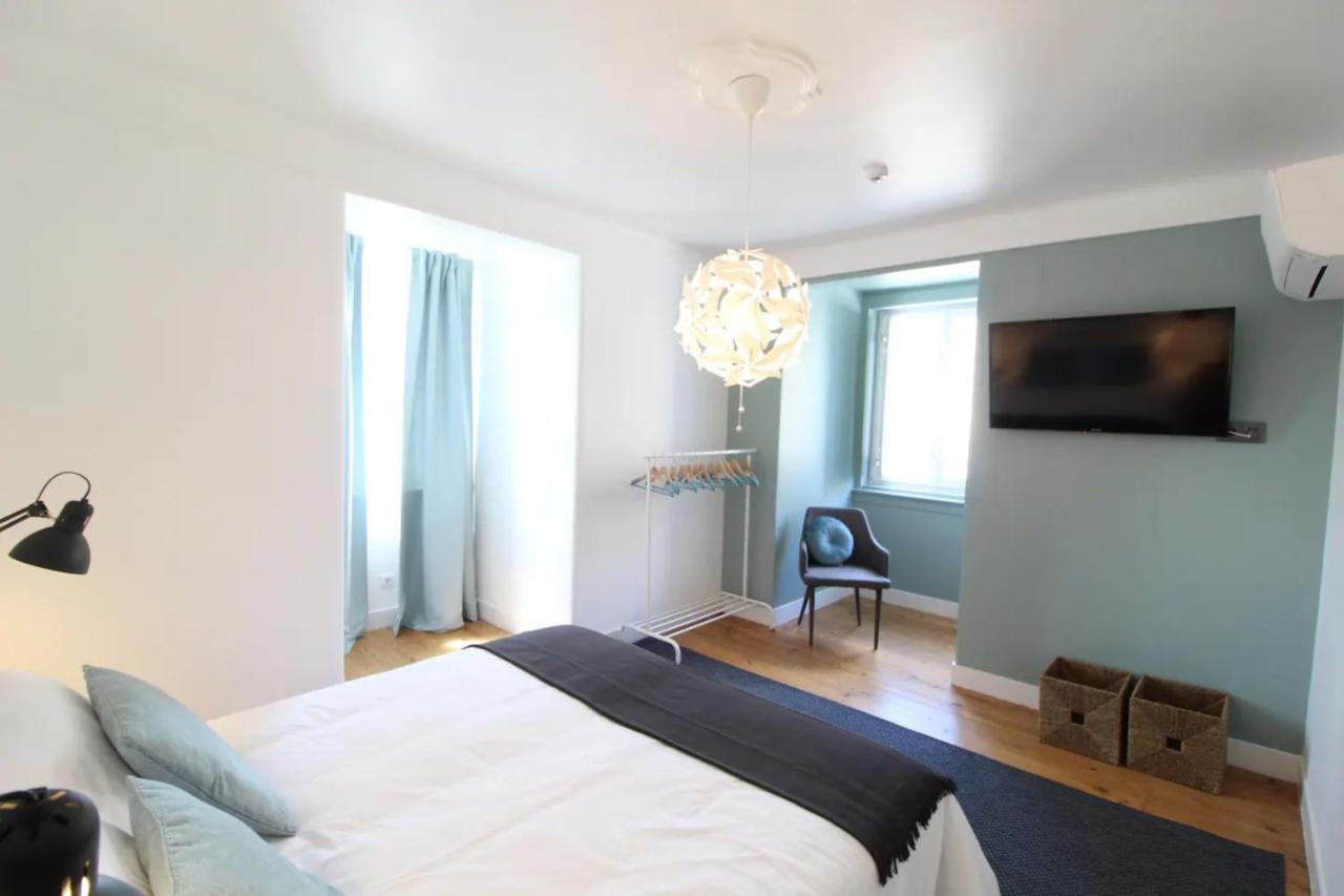 Bright 1 Bd W Lovely Balcony In Lizbona